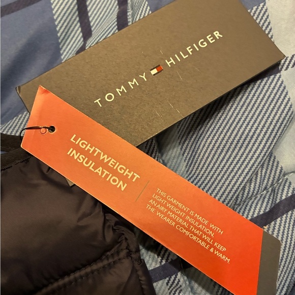 NWT Tommy Hilfiger Men's Lightweight Packable Midnight Blue Puffer Vest Jacket - Picture 5 of 6